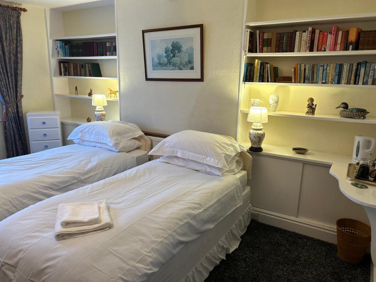 Гостевой дом Lucy Cross Guest House